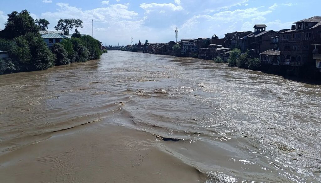 Officials rule out flood threat in J&K