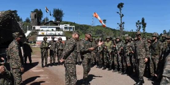 Army commander lauds forces for relief works in Chisoti