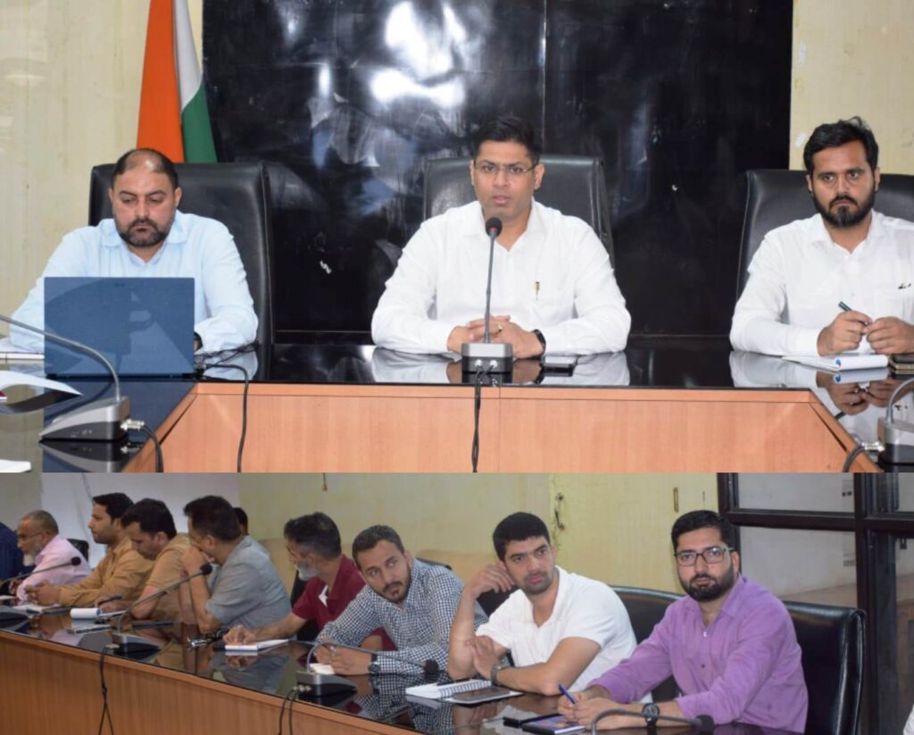 DC Poonch discusses arrangements for Har Ghar Tiranga campaign 2025