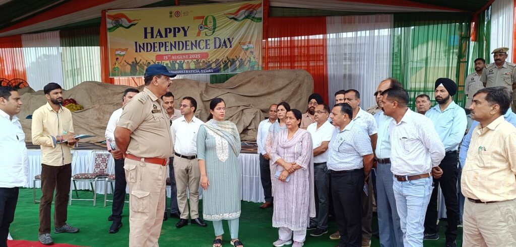 DC Samba visits Rani Suchet Singh Sports Stadium; takes stock of Independence Day arrangements