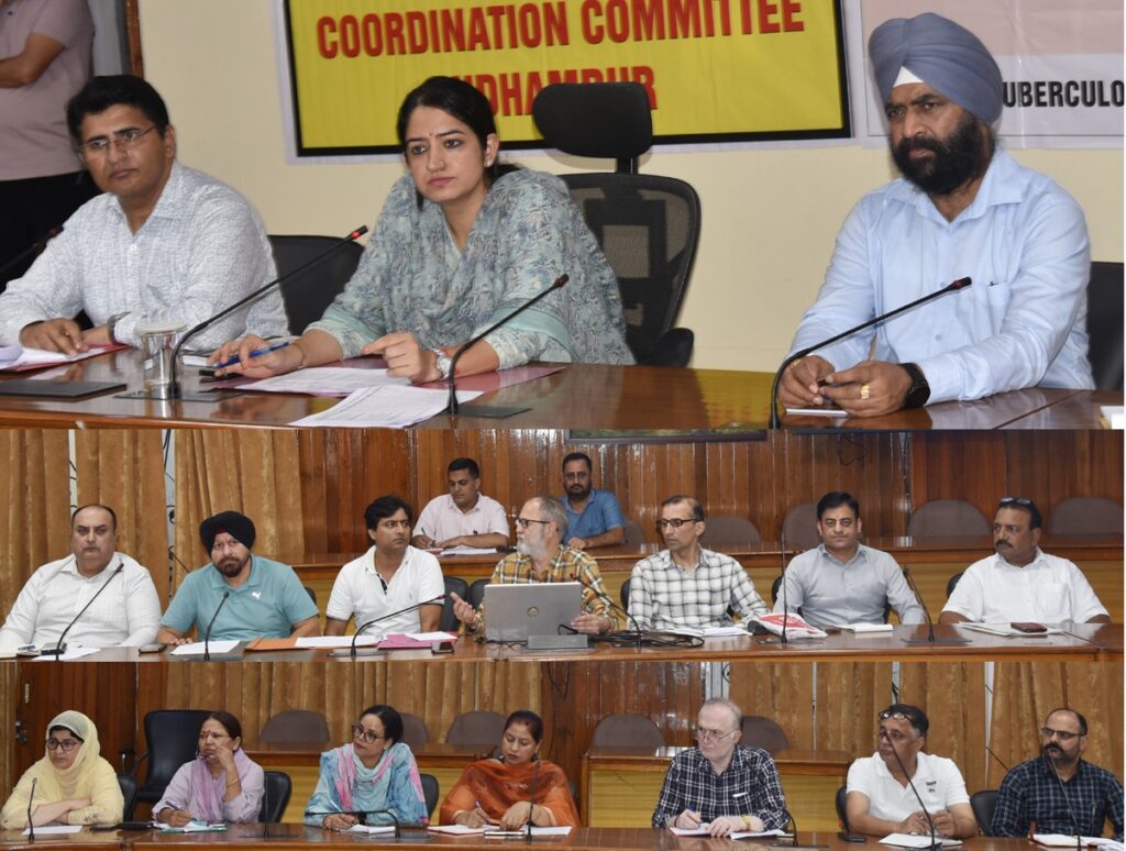 DC Udhampur reviews implementation of TB Mukt Bharat Abhiyan