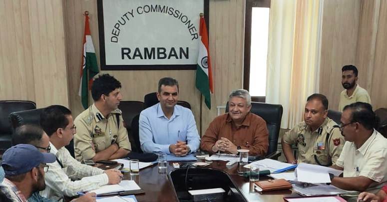 DRSC discusses measures to foster road safety in Ramban District