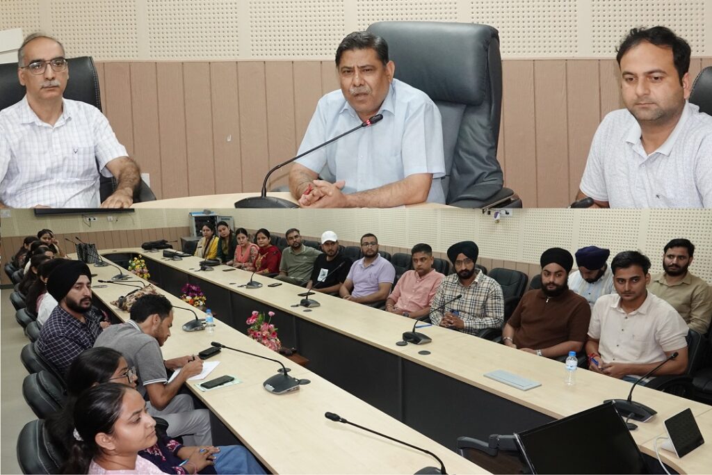 Director AHDJ inaugurates Introduction cum Orientation Training Programme for newly recruited VASs