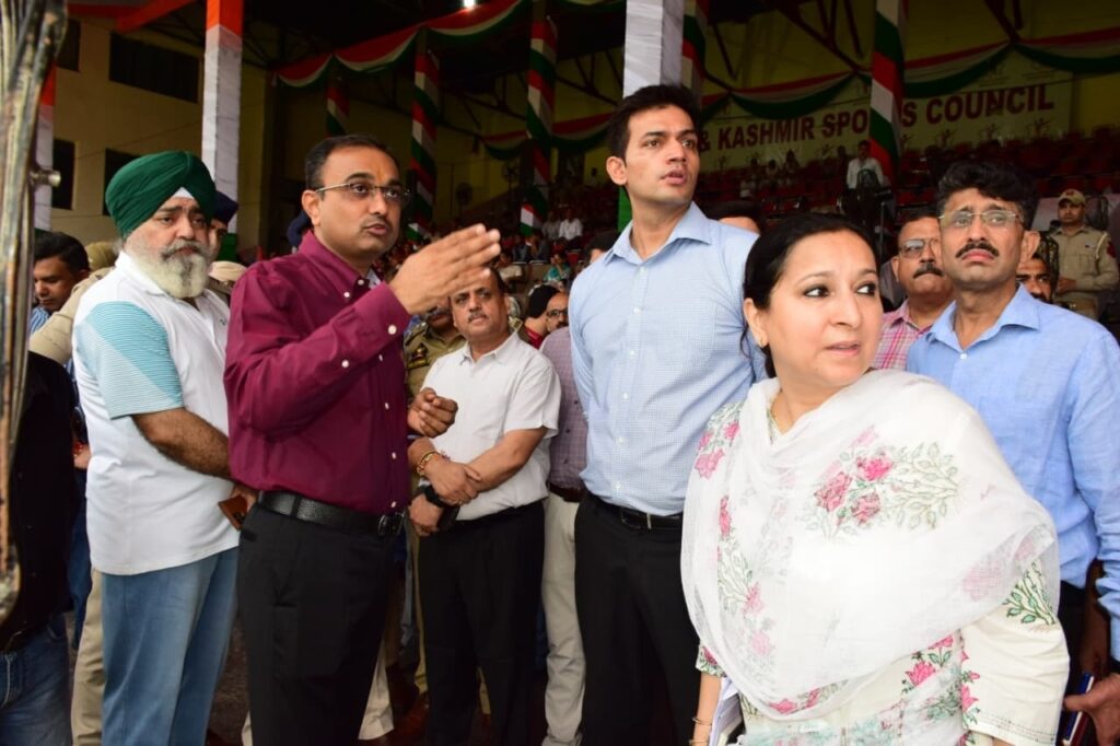 Div Com reviews arrangements for Independence Day celebrations 2025 at M A Stadium