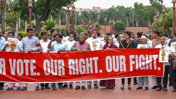 Sonia Gandhi, Priyanka Gandhi Vadra, other Opposition leaders protest against SIR in Parliament premises