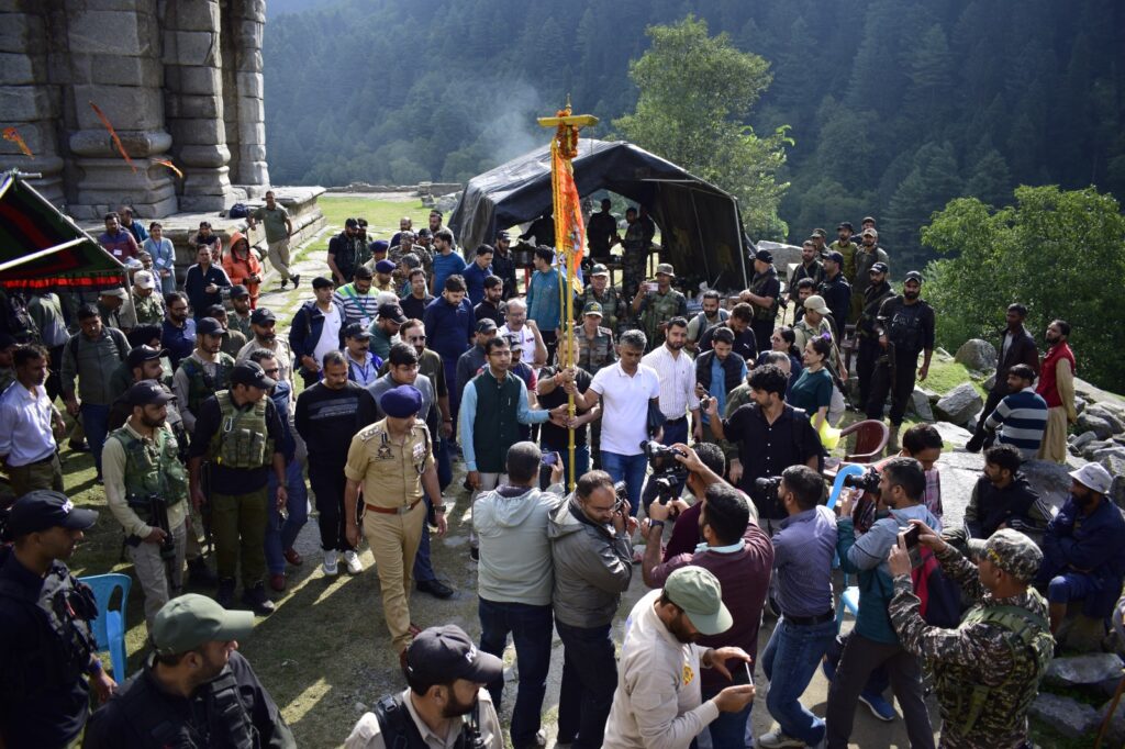 Three-day Gangbal Yatra commences in Ganderbal