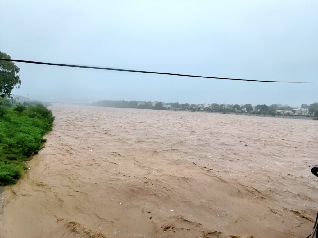 Roaring Tawi River strikes fear in Jammu residents