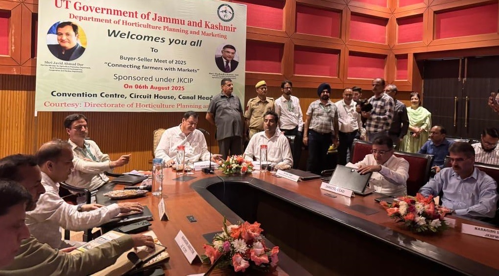 Buyer-Seller meet held to boost Horticulture trade, market linkages in J&K