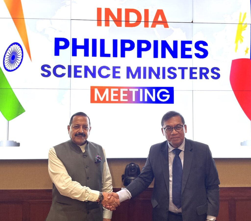 Philippines Minister calls on Dr Jitendra, reiterates bilateral cooperation