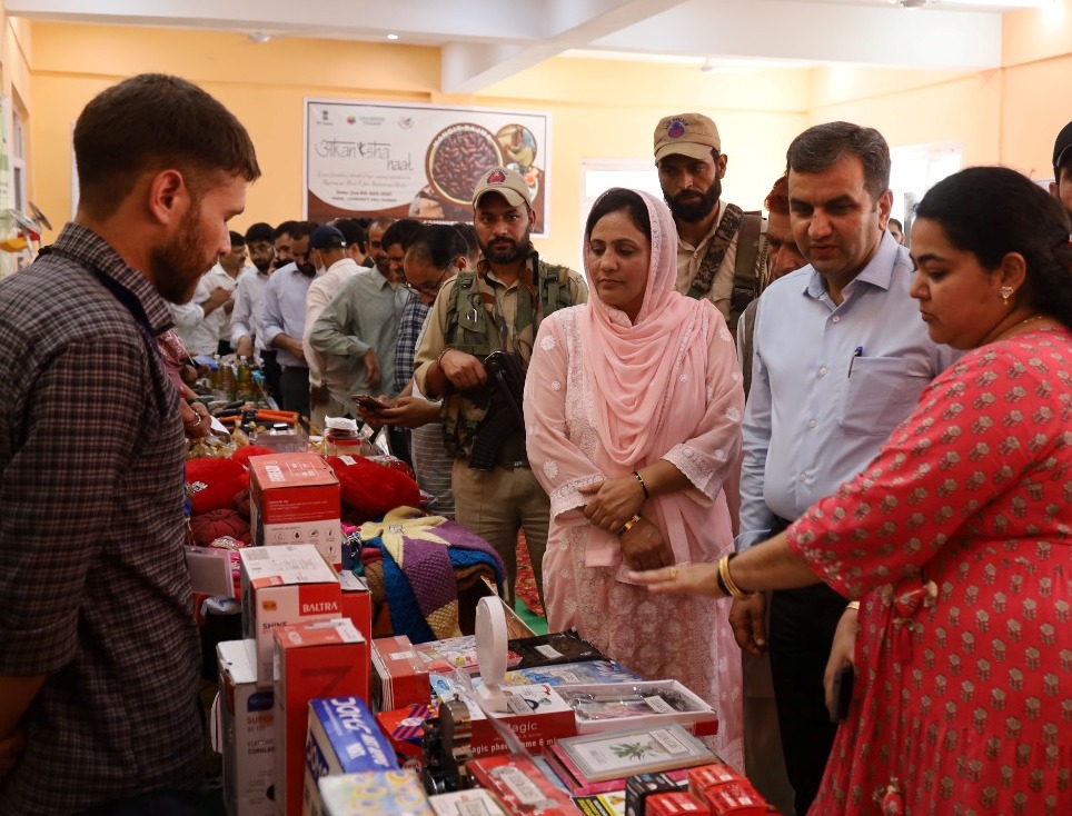 Ramban District Administration hosts “Samman Samaroh” at Khari