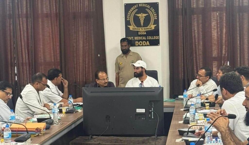 Rogi Kalyan Samiti Meeting: MLA Doda reviews healthcare services scenario in DH
