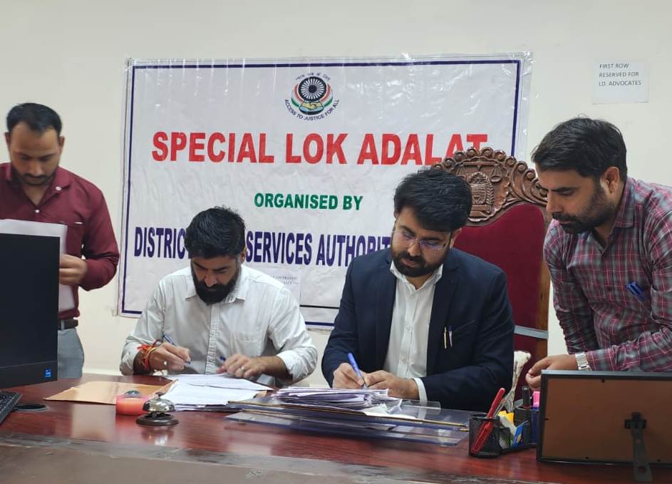 Special Lok Adalat settles 298 Traffic challan, Civil Cases at Udhampur