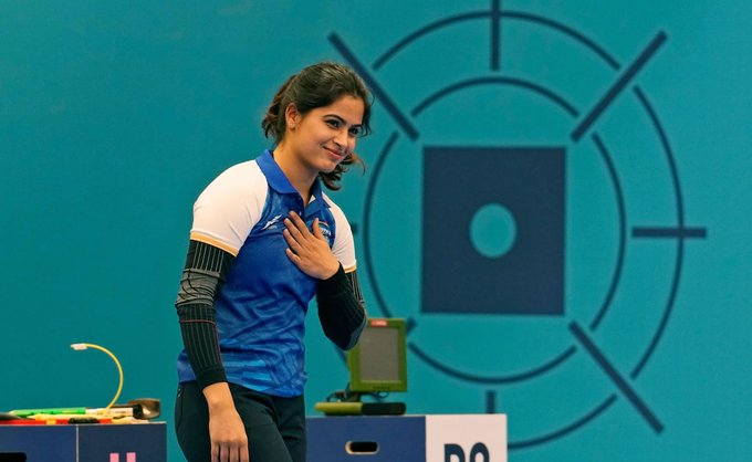 Manu Bhaker finishes fourth in 25m pistol; India sweep women’s junior event