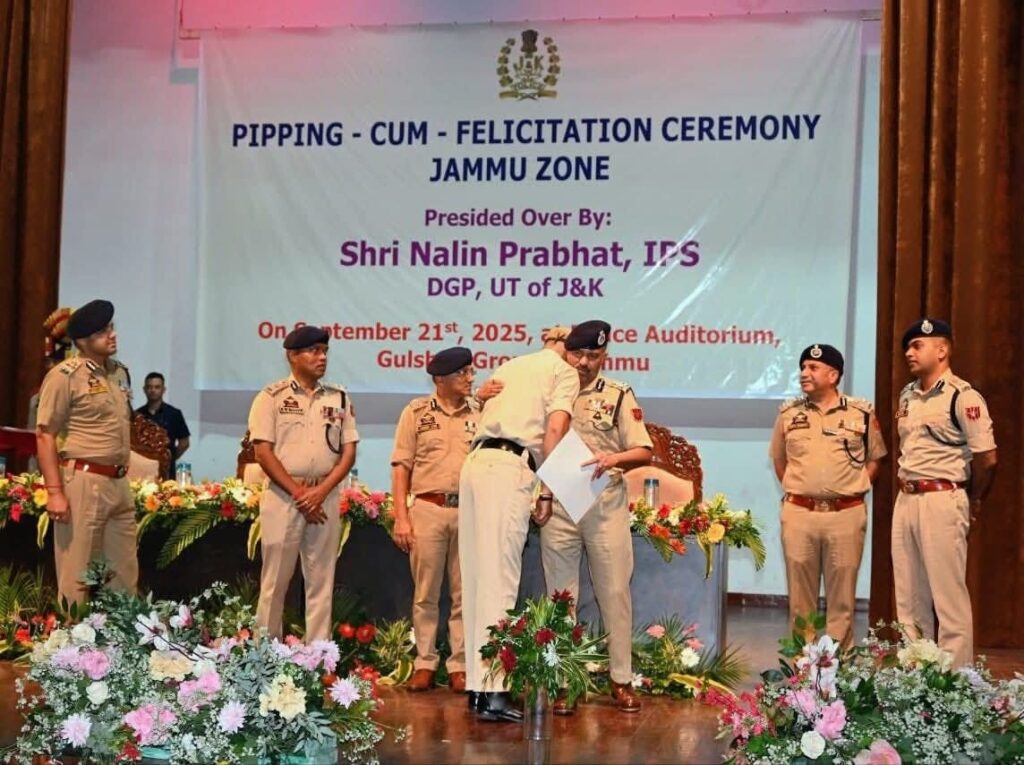 J&K police living beacon of sacrifice and bravery: DGP