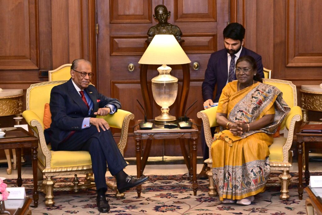 President Droupadi Murmu meets Mauritius PM Navinchandra Ramgoolam, expresses confidence in further strengthening bilateral ties