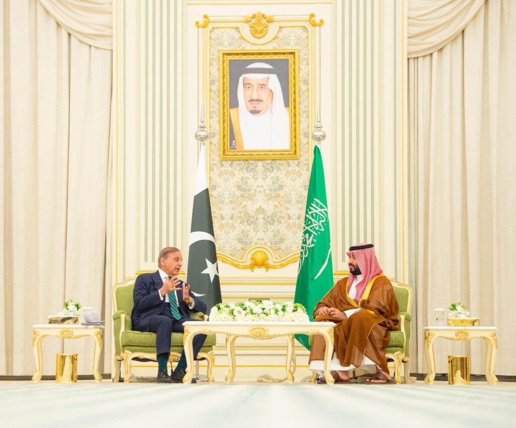 Saudi Arabia, Pakistan ink defence agreement stating ‘attack on either to be considered attack on both’