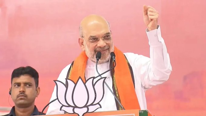 Pray to Maa Durga that ‘Sonar Bangla’ glory is restored by new govt post 2026 polls: Amit Shah