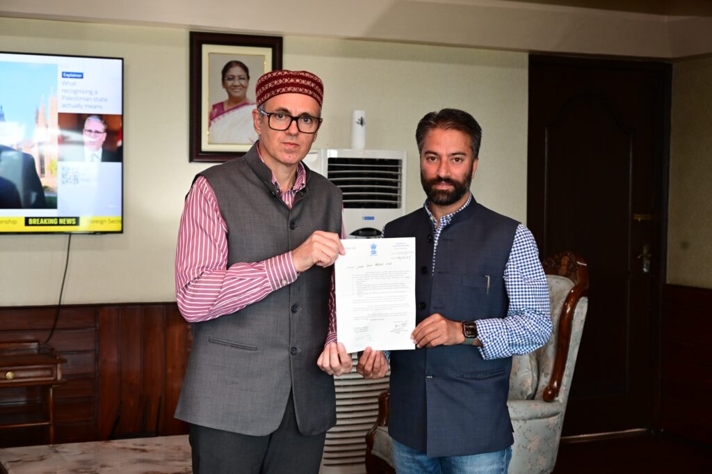 Several Legislators meet CM Omar Abdullah to discuss development priorities in J&K