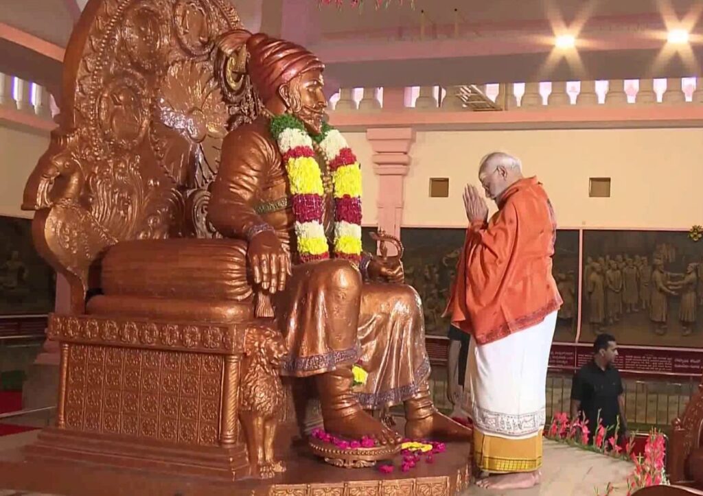 Prime Minister Narendra Modi offers prayers at Sree Shivaji Spoorthi Kendra in Srisailam