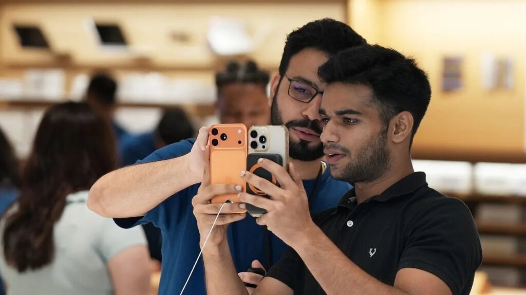 Apple clinches all-time revenue record in India during September quarter