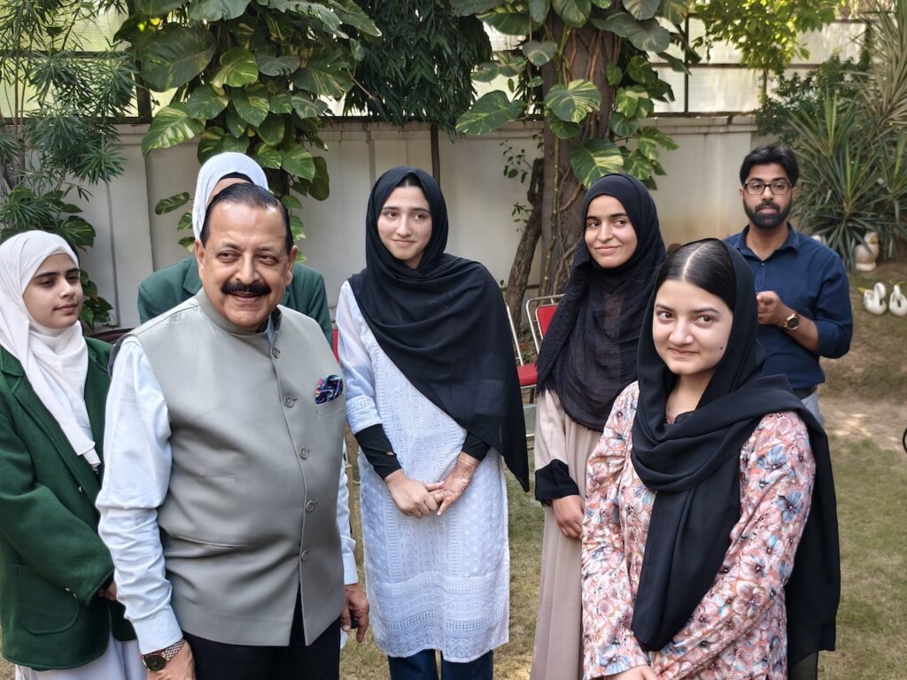 Nagrota Cakewalk for BJP, Budgam Also Favourable: Dr Jitendra Singh