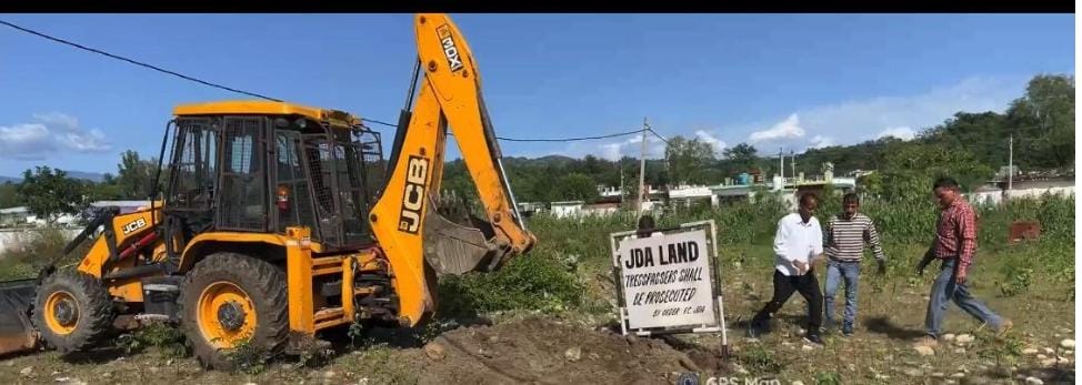 JDA Conducts Anti-Encroachment Drive at Jagti-Nagrota; Retrieves 50 Kanal Land