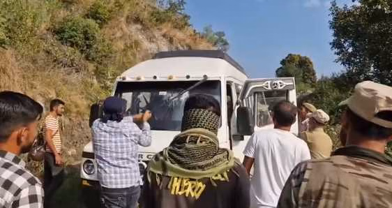 8 cops suspended after video of attack on preachers in Kathua goes viral