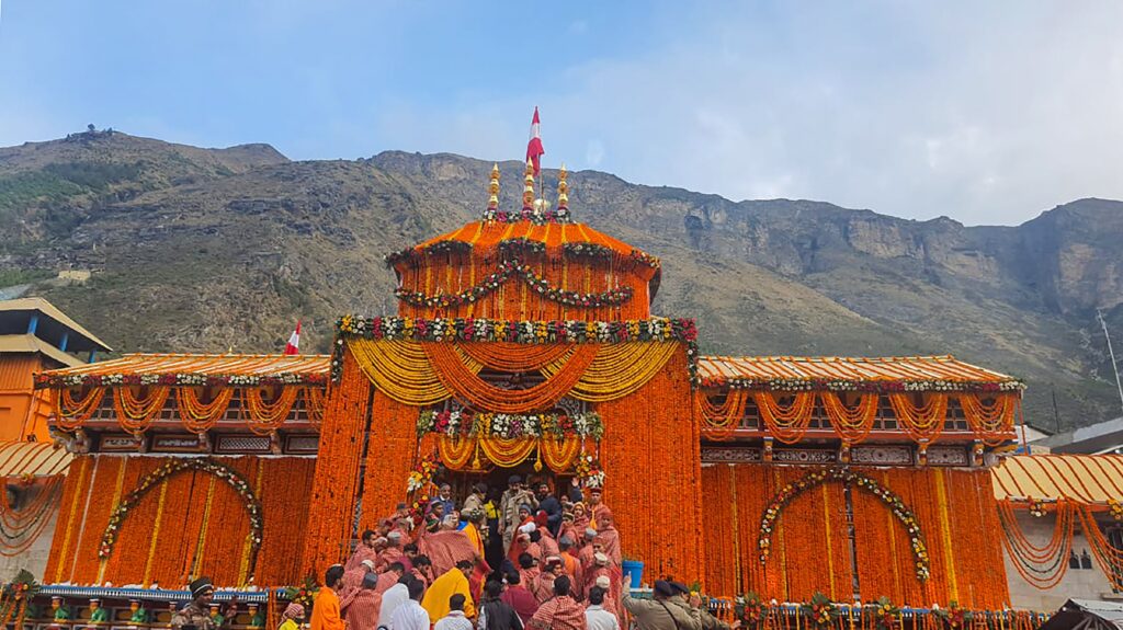 Badrinath Dham portals to close for winter today