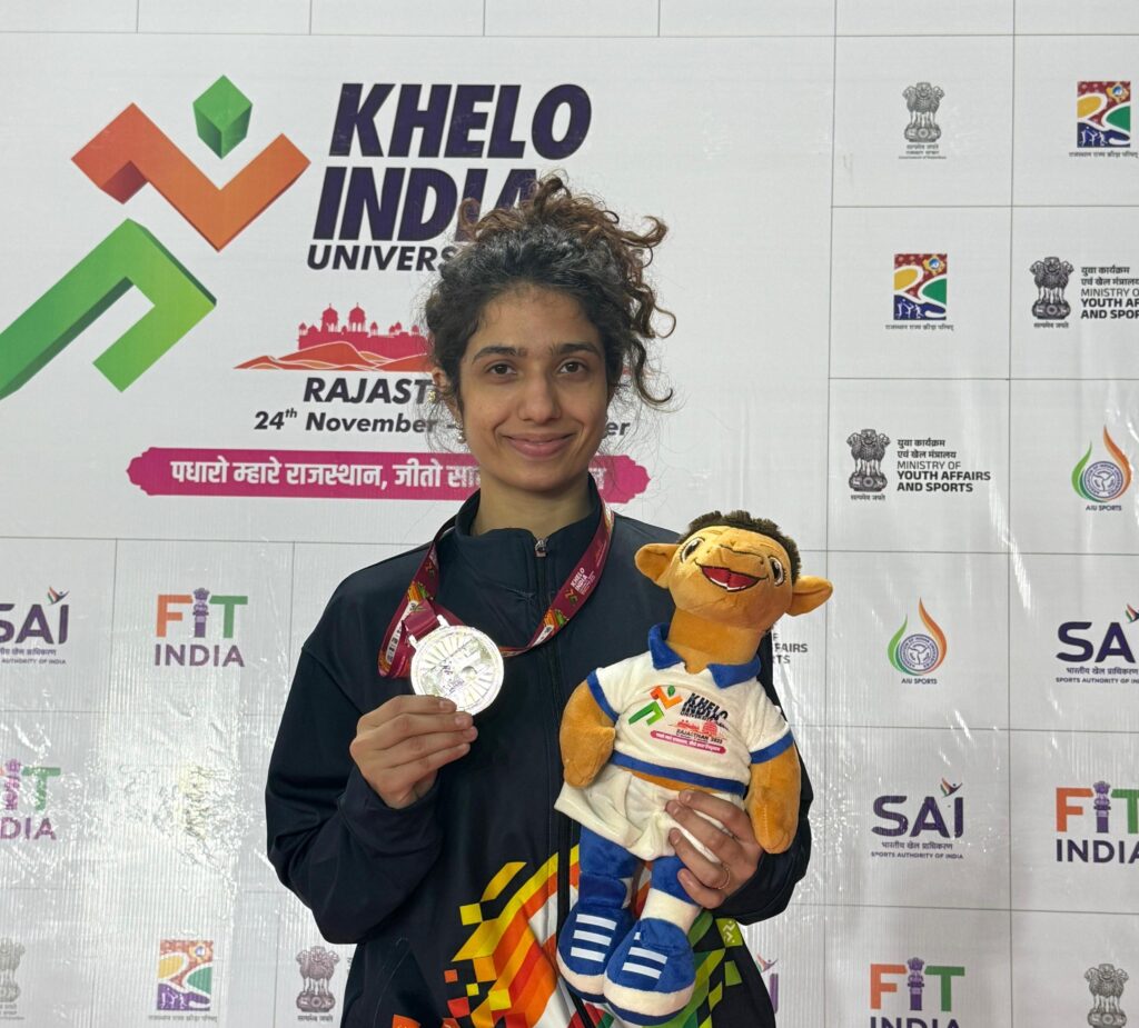 Shreya Gupta Clinches Silver in Sabre at Khelo India University Games