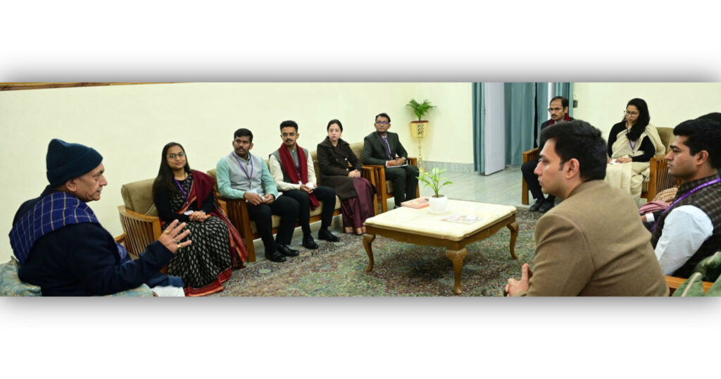 LG Manoj Sinha Interacts with IAS Trainees on Winter Study Tour in Jammu