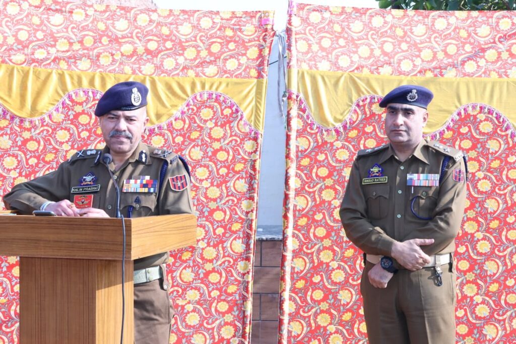 DGP Nalin Prabhat Lauds VDGs, Says Exceptional Members May Be Inducted into Regular Force