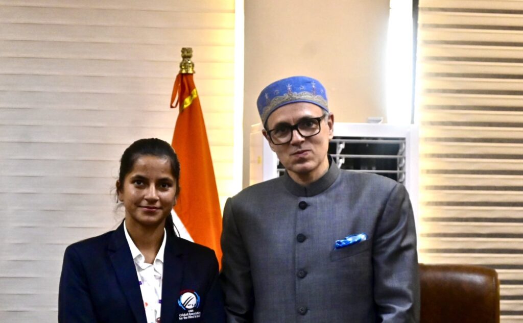 J&K CM Felicitates Anekha Devi for World Cup Triumph in Blind Cricket