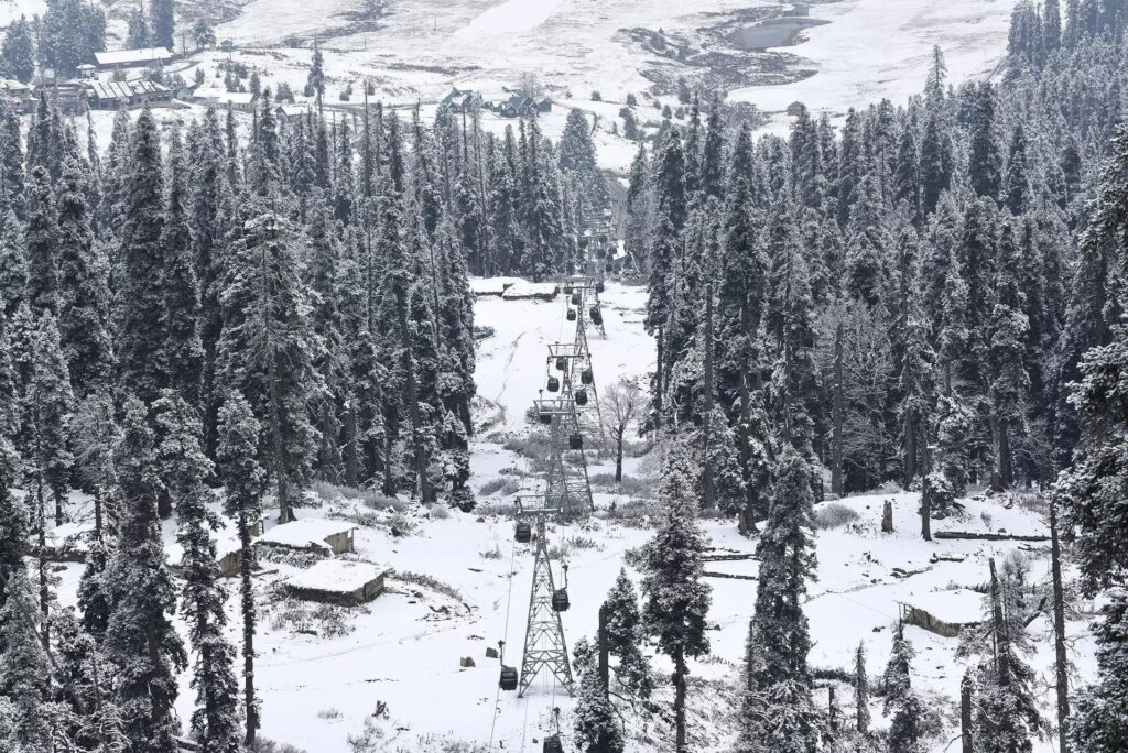 Another Spell of Snow, Rain Likely in Kashmir: MeT Department