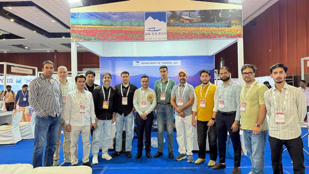 J&K Tourism Wins Eco-Tourism Hotspot Award at IITM Hyderabad