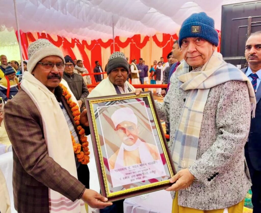 LG Manoj Sinha Pays Tributes to Mahamana Malaviya, Atal Bihari Vajpayee on Birth Anniversaries