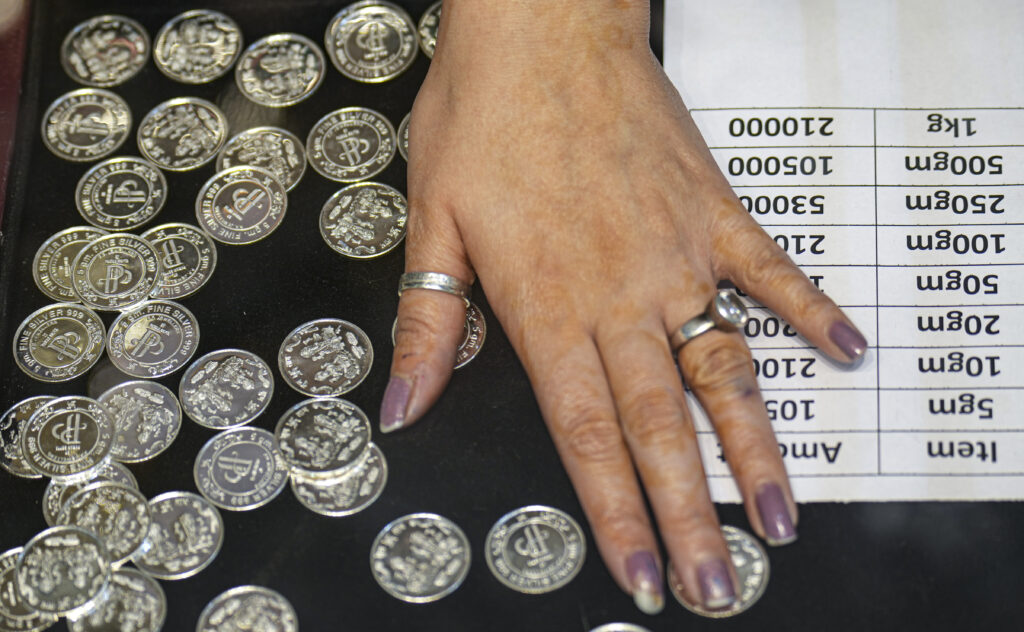 Silver futures hit record high of Rs 1.78 lakh/kg on weak dollar, Fed rate cut hopes