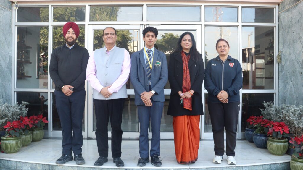 Param Raina of Heritage School Wins Gold at Inter-District Badminton Championship