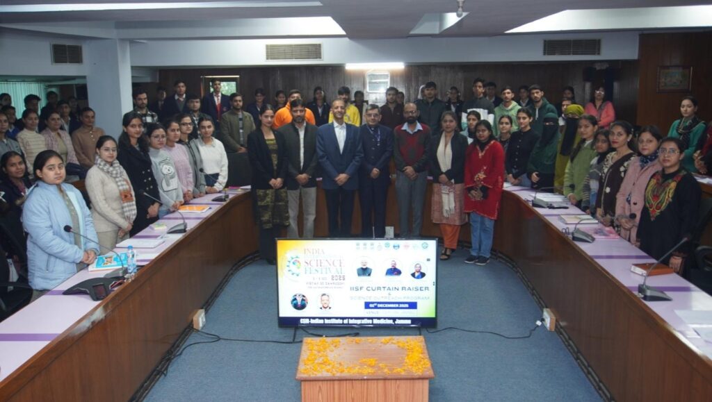 CSIR-IIIM Organizes Curtain Raiser of IISF 2025