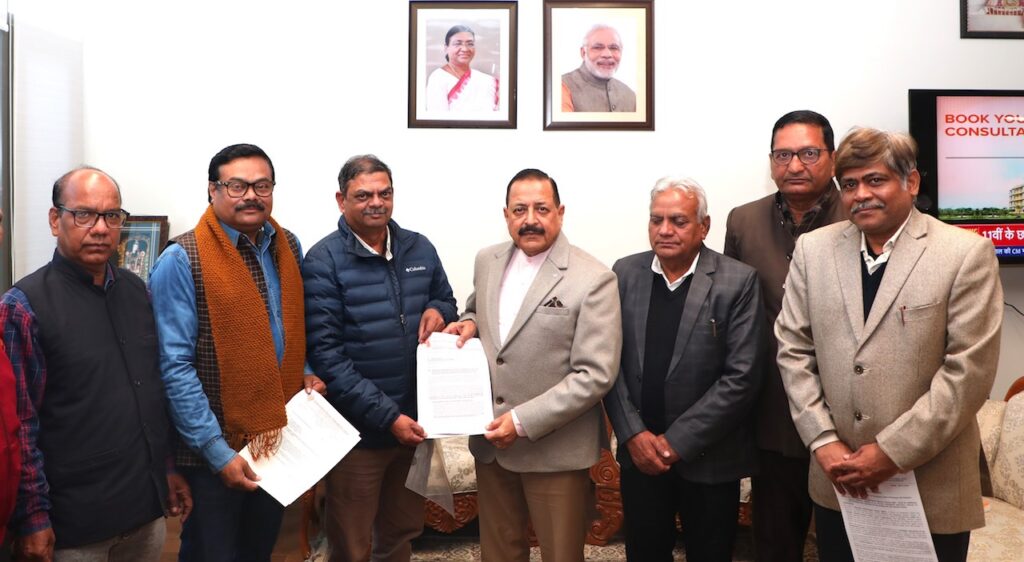 Labour Union delegation meets Dr Jitendra, hails Modi Govt’s employee-friendly approach