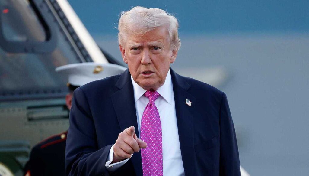 Trump Warns India of Higher Tariffs Over Russian Oil Imports