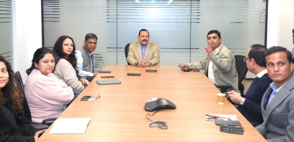 Dr Jitendra interacts with journalists at ‘Times House’ Media Round Table