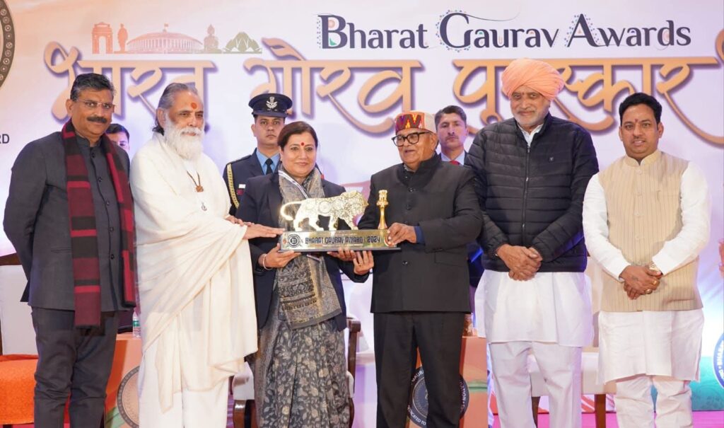 Dr. Sanjogita Soodan honoured with Bharat Gaurav Award for lifetime contribution to sports