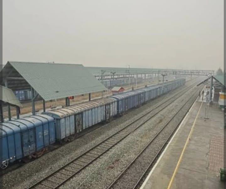 Jammu Division of Northern Railway Transports First Full Rake of Rice to Kashmir Within 24 Hours