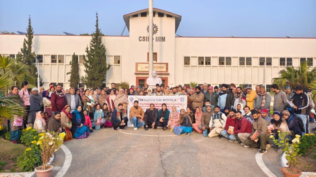 CSIR Floriculture Mission Boosting Farmers Income: Director IIIM