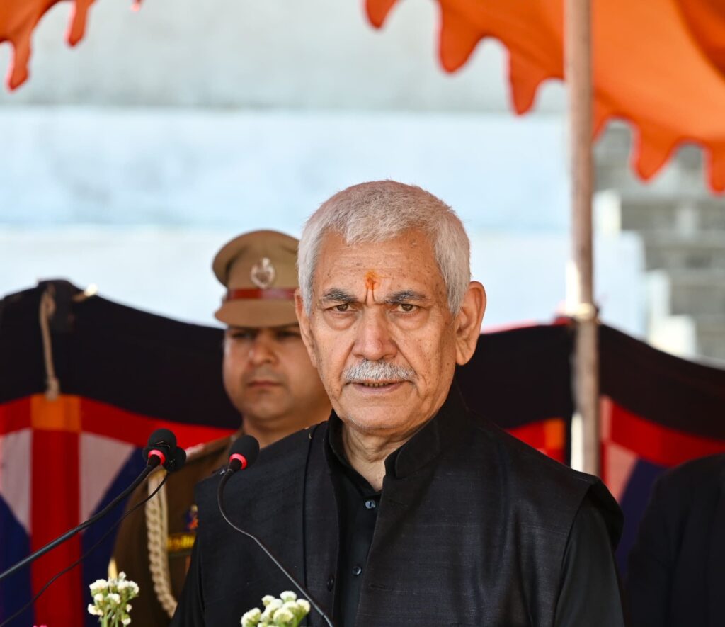 LG Manoj Sinha Congratulates J&K Cricket Team on Historic Ranji Trophy Triumph