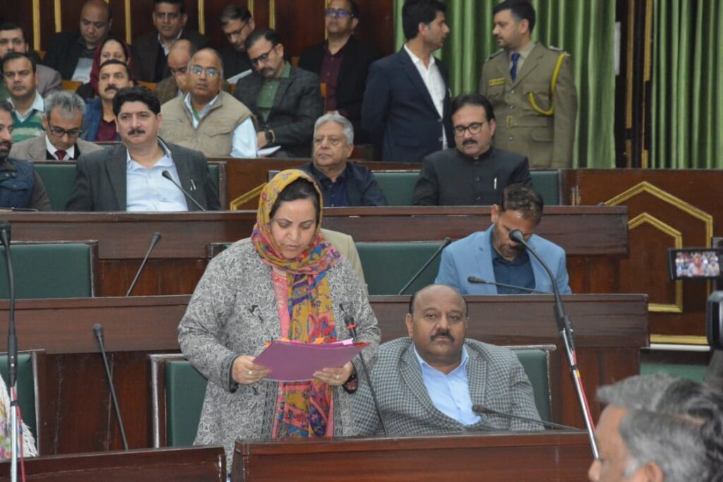Govt Focuses on Enrolment, Resource Utilisation in Colleges: Sakeena Itoo