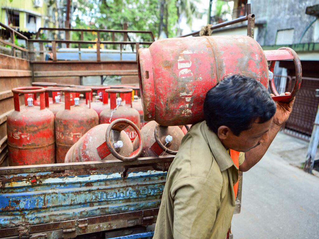 Domestic LPG Price Hiked by Rs 60; Commercial Cylinders Costlier by Rs 115