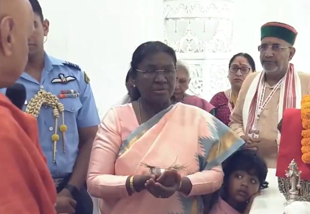 President Droupadi Murmu performs ‘Ram Yantra’ Sthapana at Ram Janmabhoomi Temple