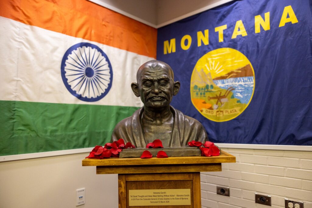 US: First bust of Mahatma Gandhi unveiled in Montana