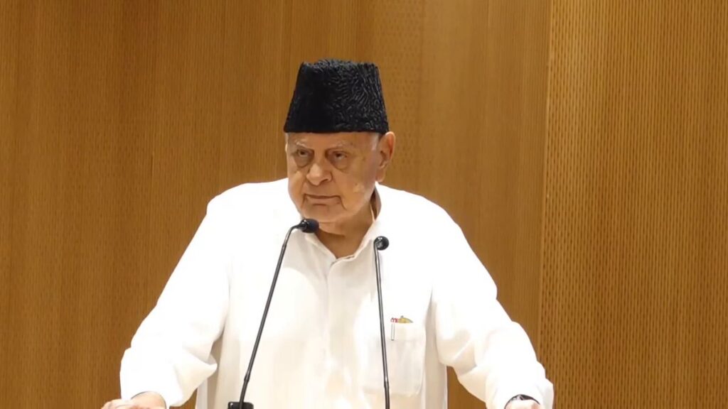 Srinagar Court Issues Non-Bailable Warrant Against Farooq Abdullah in JKCA Case